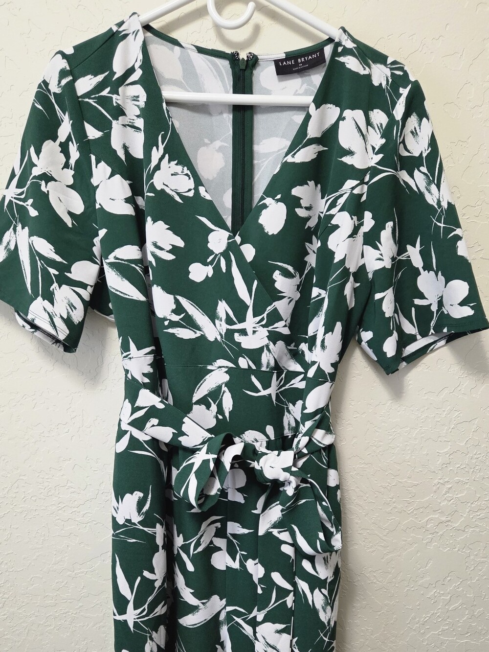 Lane Bryant Green and White Floral Wrap Wide Leg Surplice Jumpsuit Plus Size 18 - Picture 5 of 16